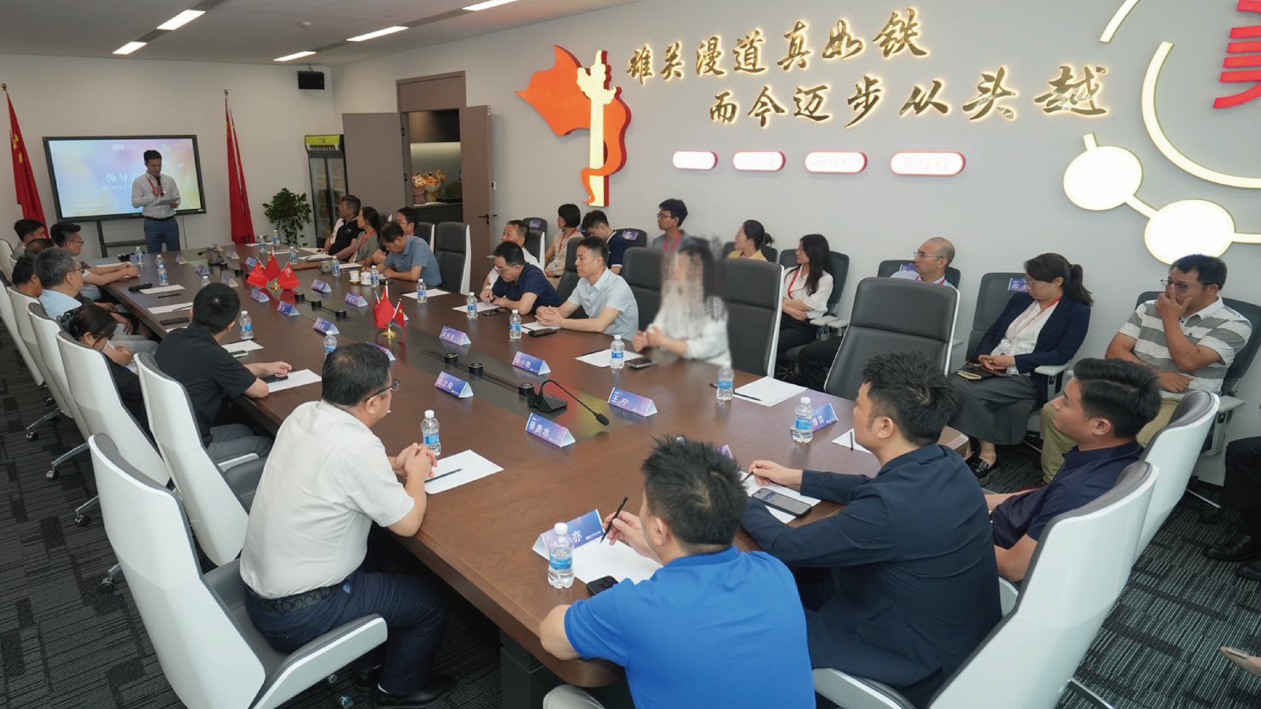 陕西秦典律师事务所专家智库入驻暨2026年年中总结盛典圆满落幕